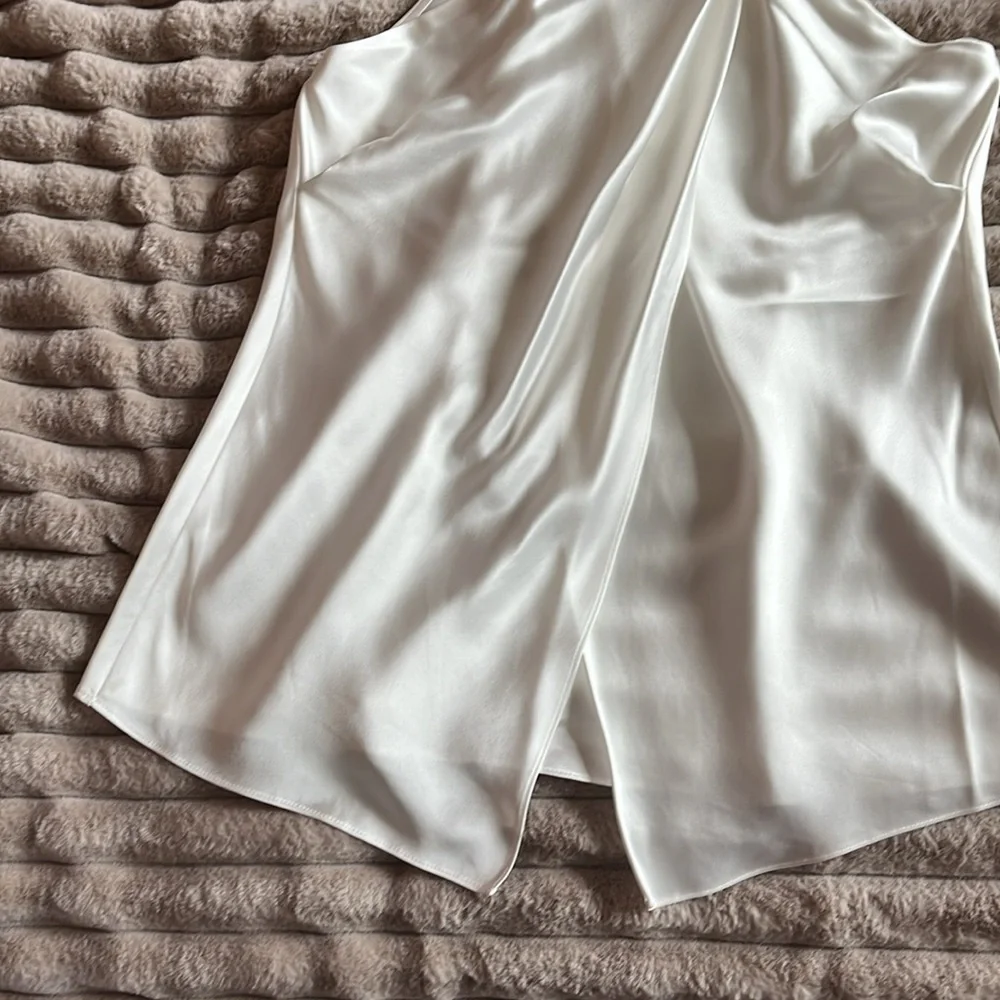 Halston White Satin Halter Neck Top - Picture 2 of 5